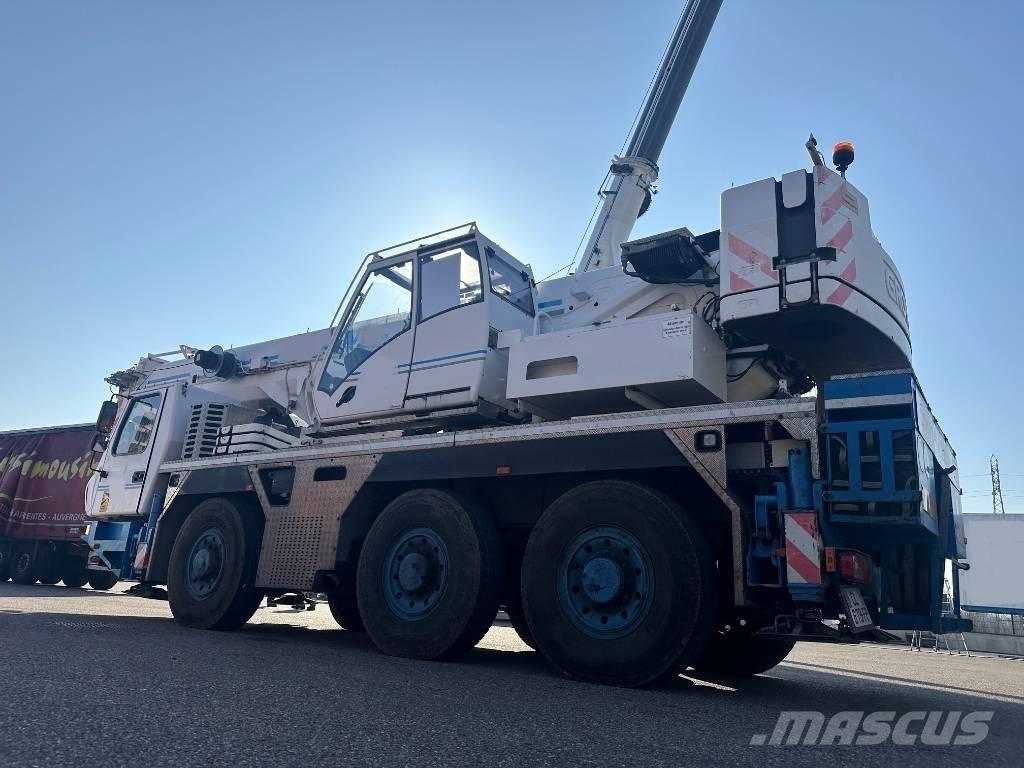 Grove GMK 3060 Macara teren accidentat
