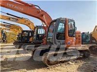 Hitachi ZX 135 US Excavatoare pe șenile
