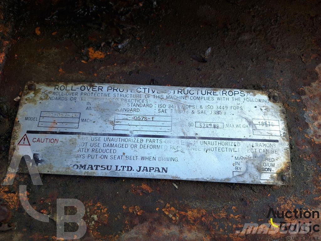 Komatsu D57S-1 Încarcatoare cu excavator