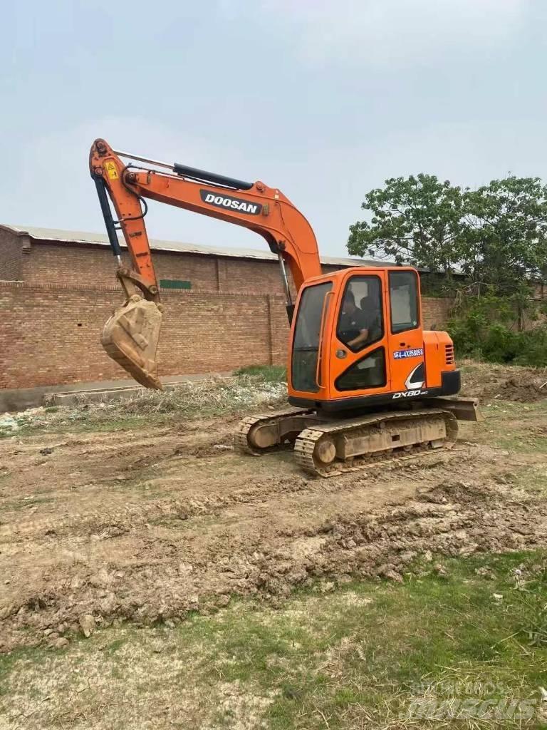 Doosan DX 80 Excavatoare 7t - 12t