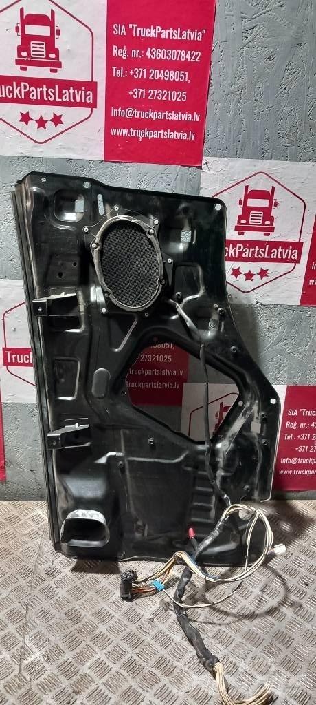 Scania R 440   1534512 Cabine si interior