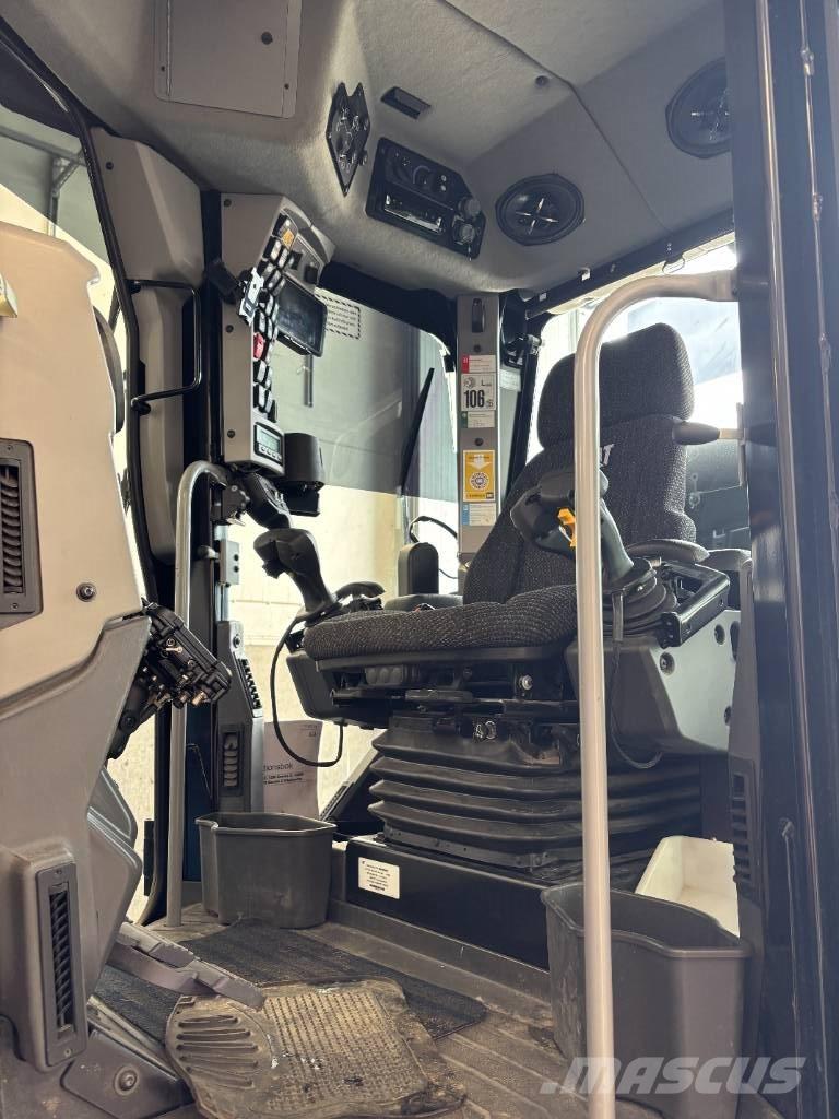 CAT 120 AWD Gredere
