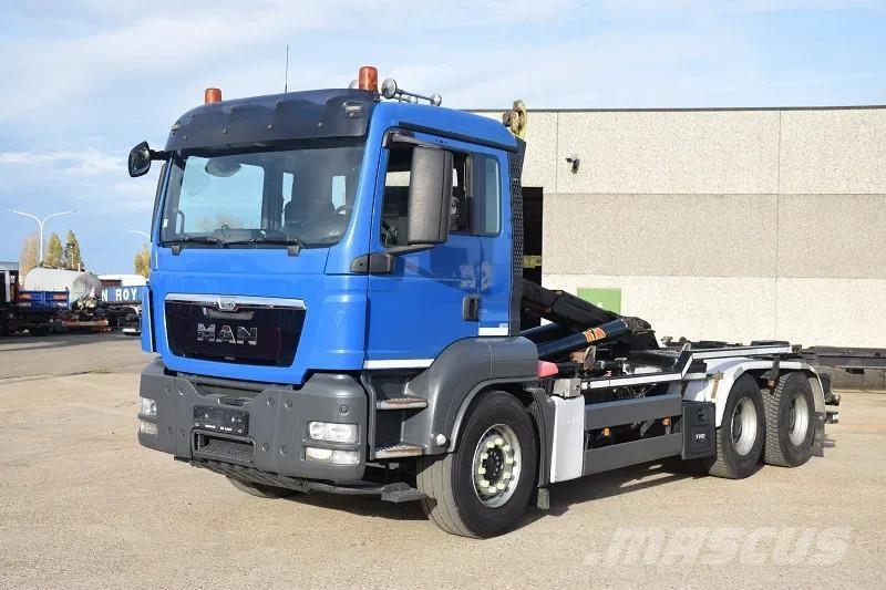 MAN TGS 26.440 Camion cu carlig de ridicare