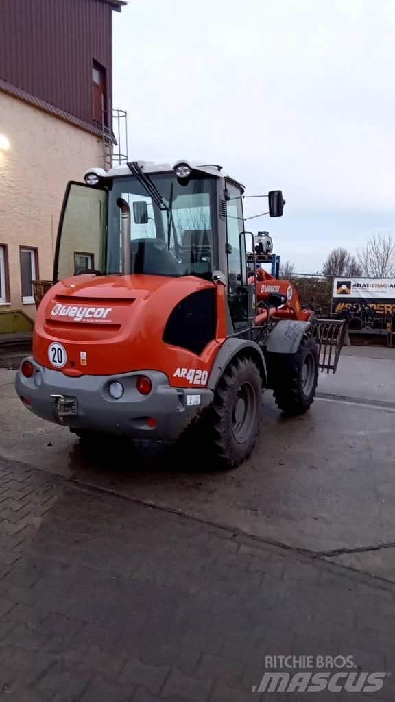 Atlas Weycor AR420 Incarcator pe pneuri