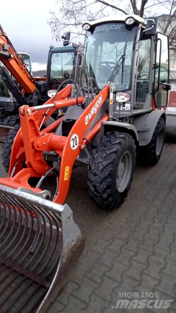 Atlas Weycor AR420 Incarcator pe pneuri