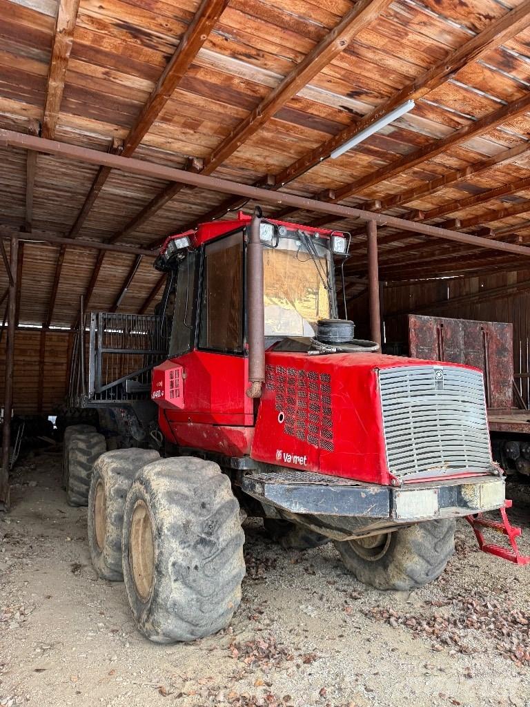Valmet 840.4 Transportoare
