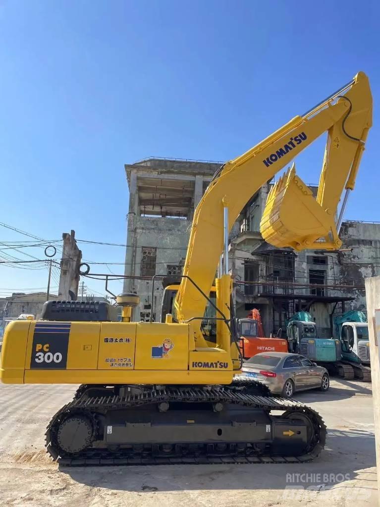 Komatsu PC 300 LC-7 Excavatoare pe șenile

