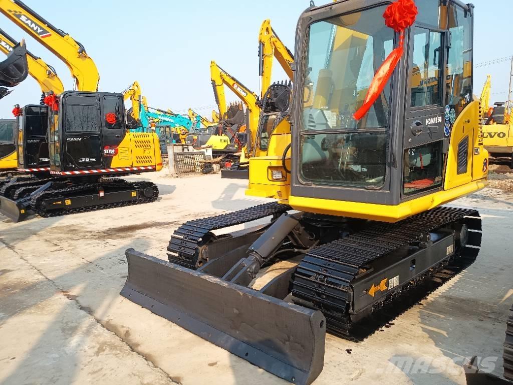 Komatsu PC 70 Excavatoare 7t - 12t