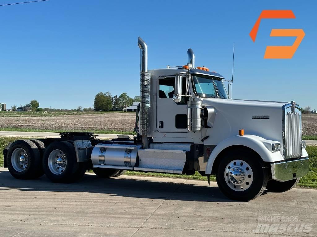 Kenworth W900 Autotractoare
