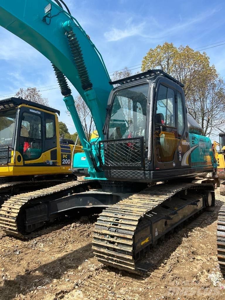 Kobelco SK 200D Excavatoare 7t - 12t