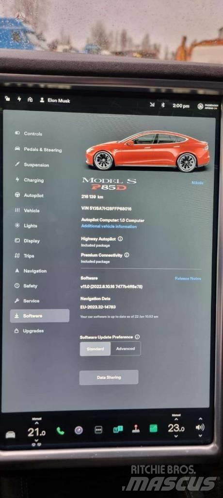 Tesla Model S P85D Masini