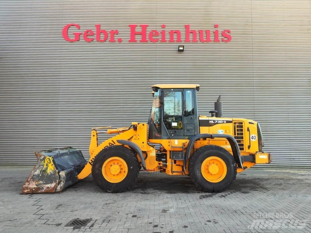 Hyundai HL 730-9 Incarcator pe pneuri