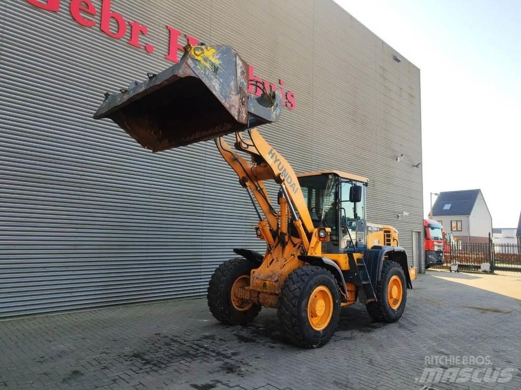 Hyundai HL 730-9 Incarcator pe pneuri