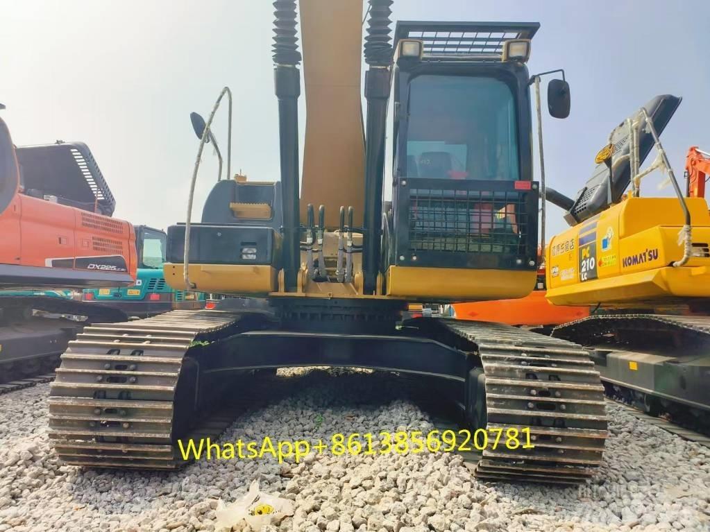 CAT 320 Excavatoare pe șenile
