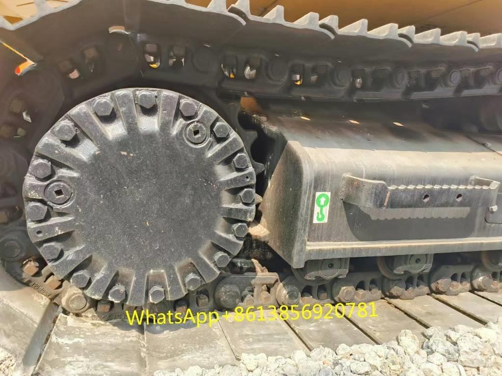 CAT 320 Excavatoare pe șenile
