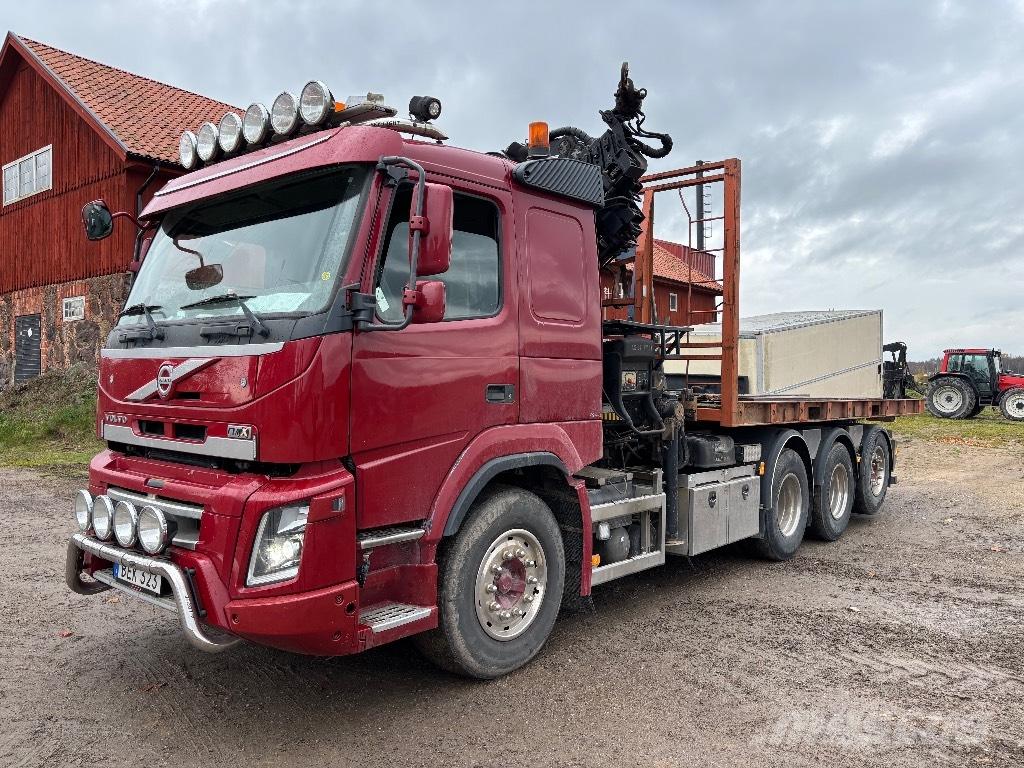 Volvo VOLVO FM 8*4 Camion cu carlig de ridicare