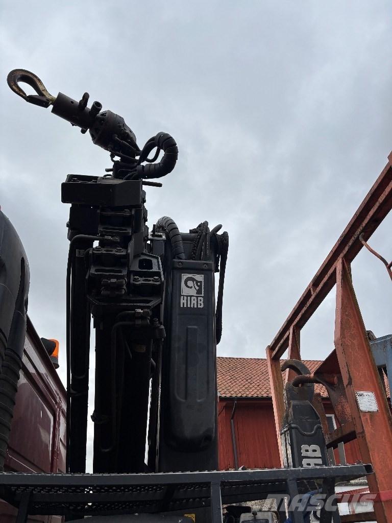 Volvo VOLVO FM 8*4 Camion cu carlig de ridicare