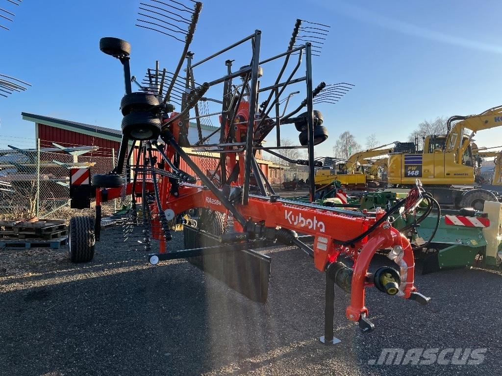 Kubota RA2584 Combina