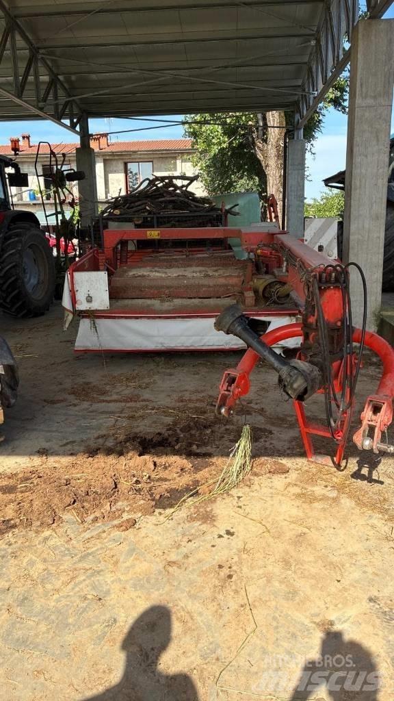 Kuhn FC 250 R G Cositoare de iarba cu umidificator