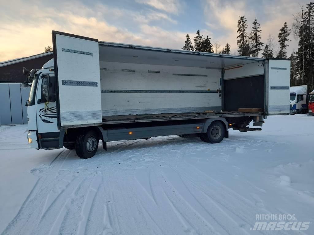 Mercedes-Benz Atego Autocamioane