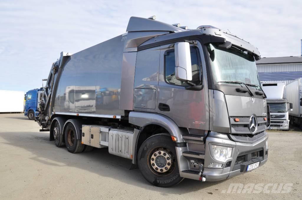 Mercedes-Benz 2535 Camion de deseuri