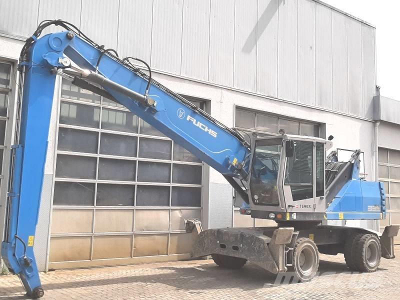 Fuchs MHL 335 E Paleta de manipulare