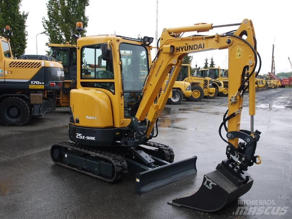 Hyundai R25Z-9AK Mini excavatoare < 7t