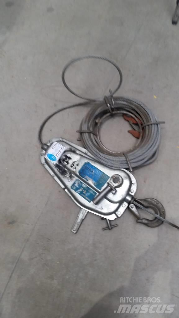  TIRFOR T-7 Utilaje construcții - Altele