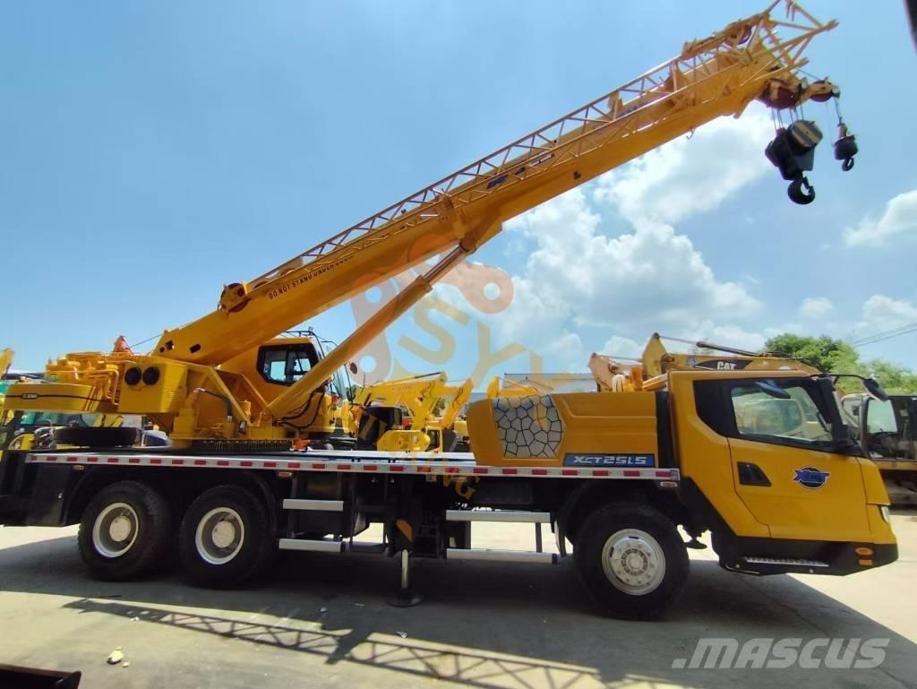 XCMG XCT 25 Macara pentru orice teren