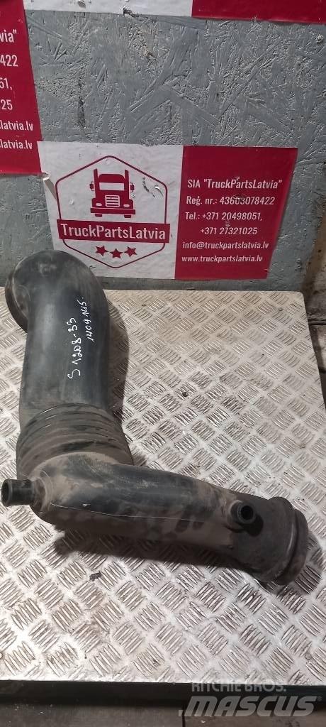 Scania 94 D.  1409145 Cabine si interior