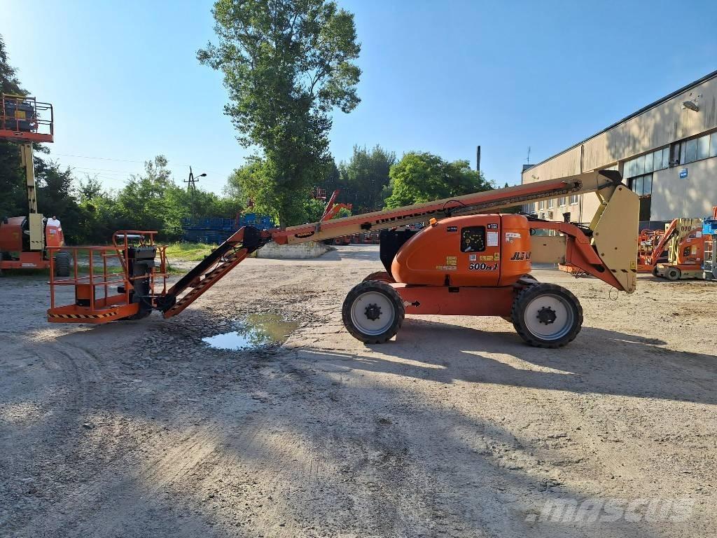 JLG 600AJ Nacele cu brat articulat