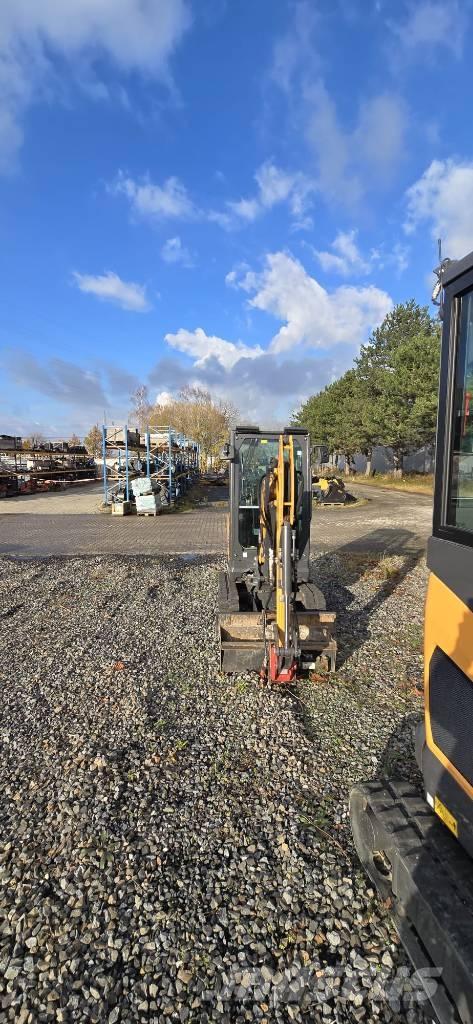 CASE CX 19 D Mini excavatoare < 7t