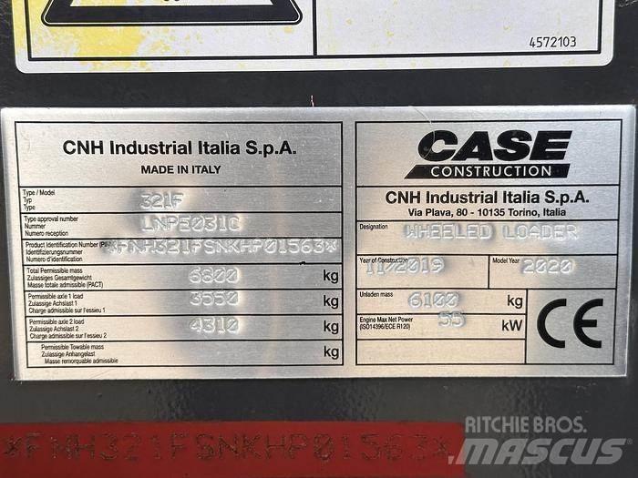 CASE 321F Incarcator pe pneuri