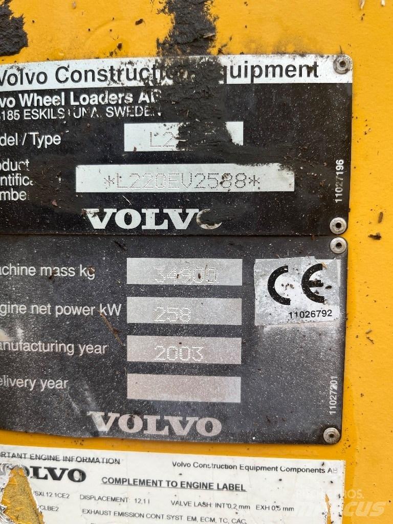 Volvo L 220 E Incarcator pe pneuri