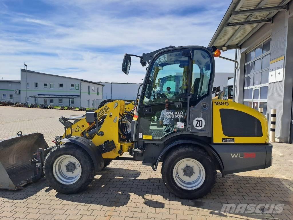 Wacker Neuson WL38 Incarcator pe pneuri
