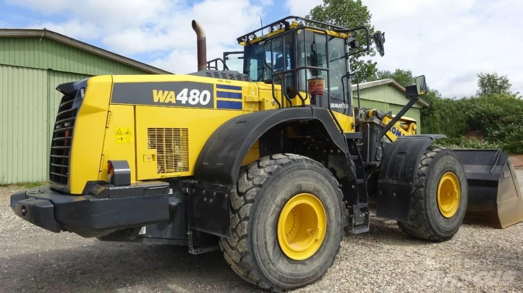 Komatsu WA 480-8 Incarcator pe pneuri
