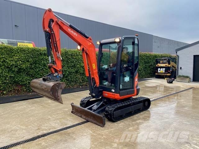 Kubota U 27-4 Mini excavatoare < 7t
