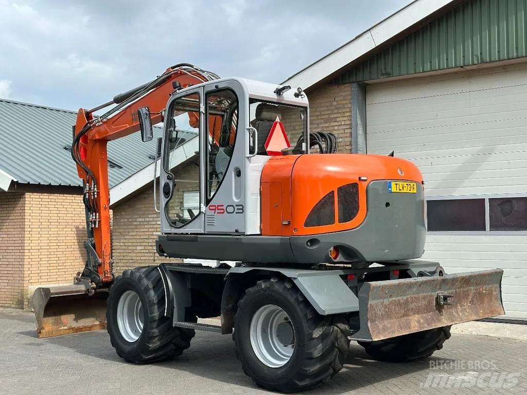 Neuson 9503 Excavatoare 7t - 12t
