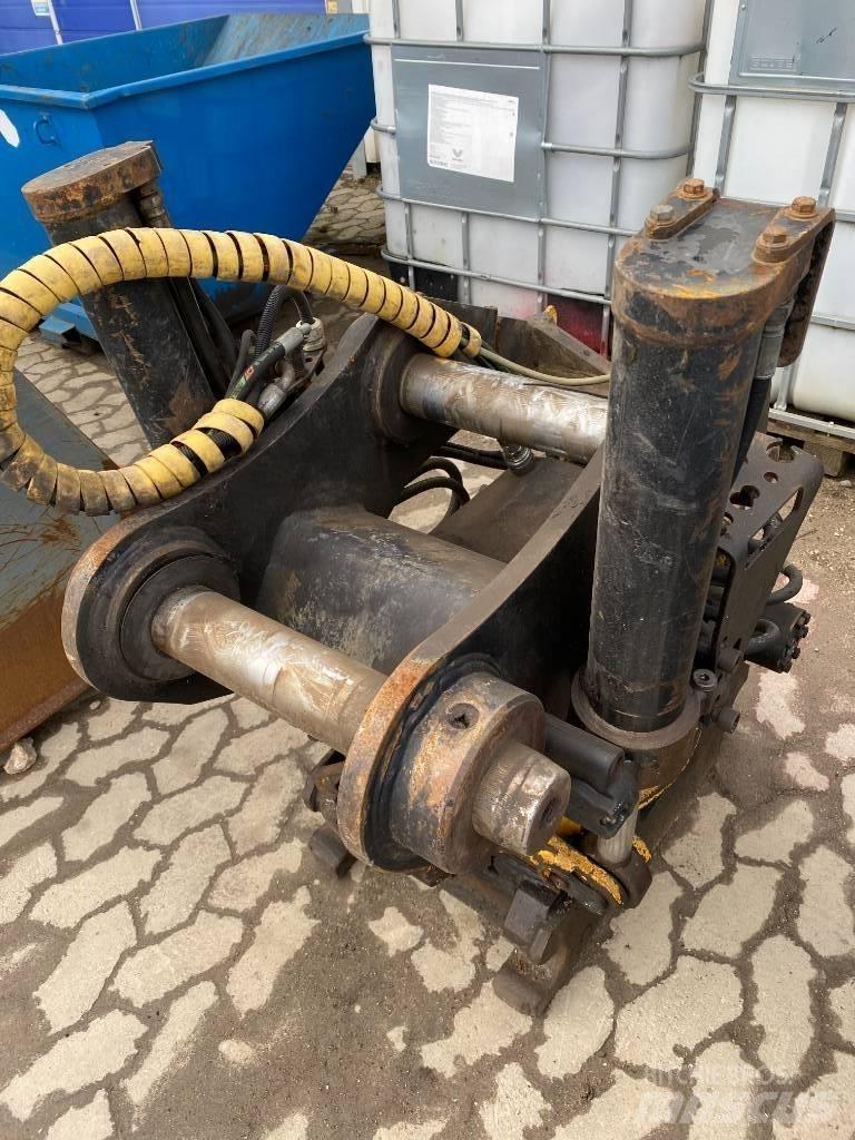 Engcon EC20 SS9 Pistoane