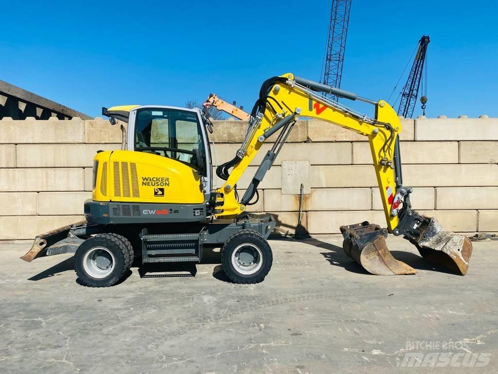 Wacker Neuson EW 65 Excavatoare cu roti