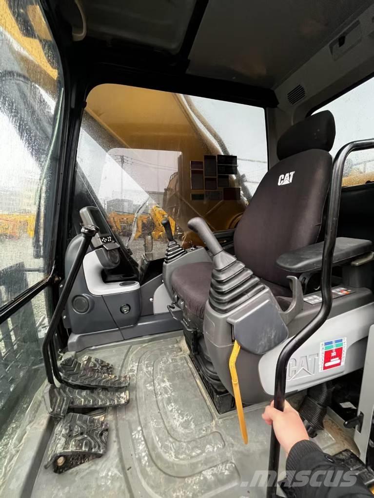CAT 349 D2 Excavatoare pe șenile
