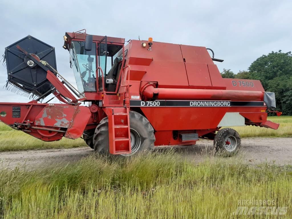 Dronningborg D7500 Combine de secerat
