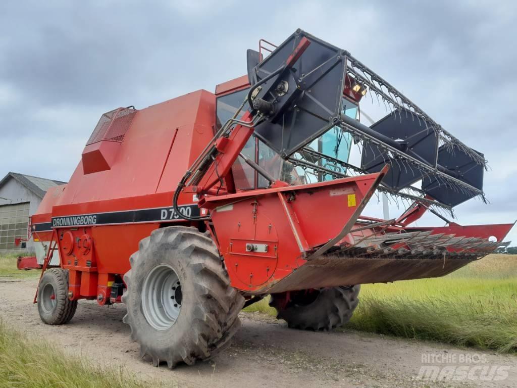 Dronningborg D7500 Combine de secerat