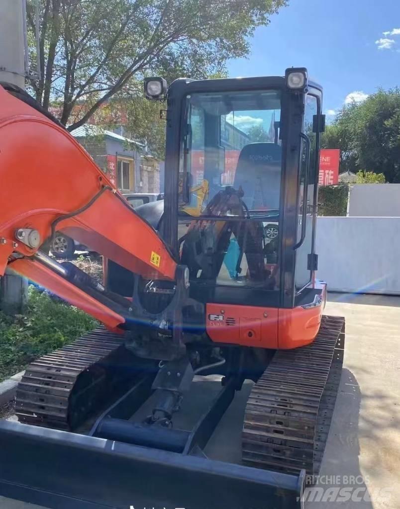 Kubota 163 Excavatoare pe șenile
