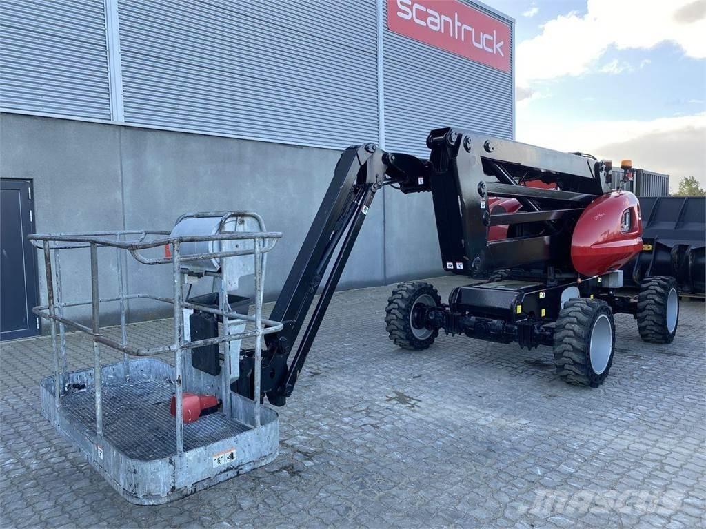Manitou 160ATJ RC Nacele cu brat articulat