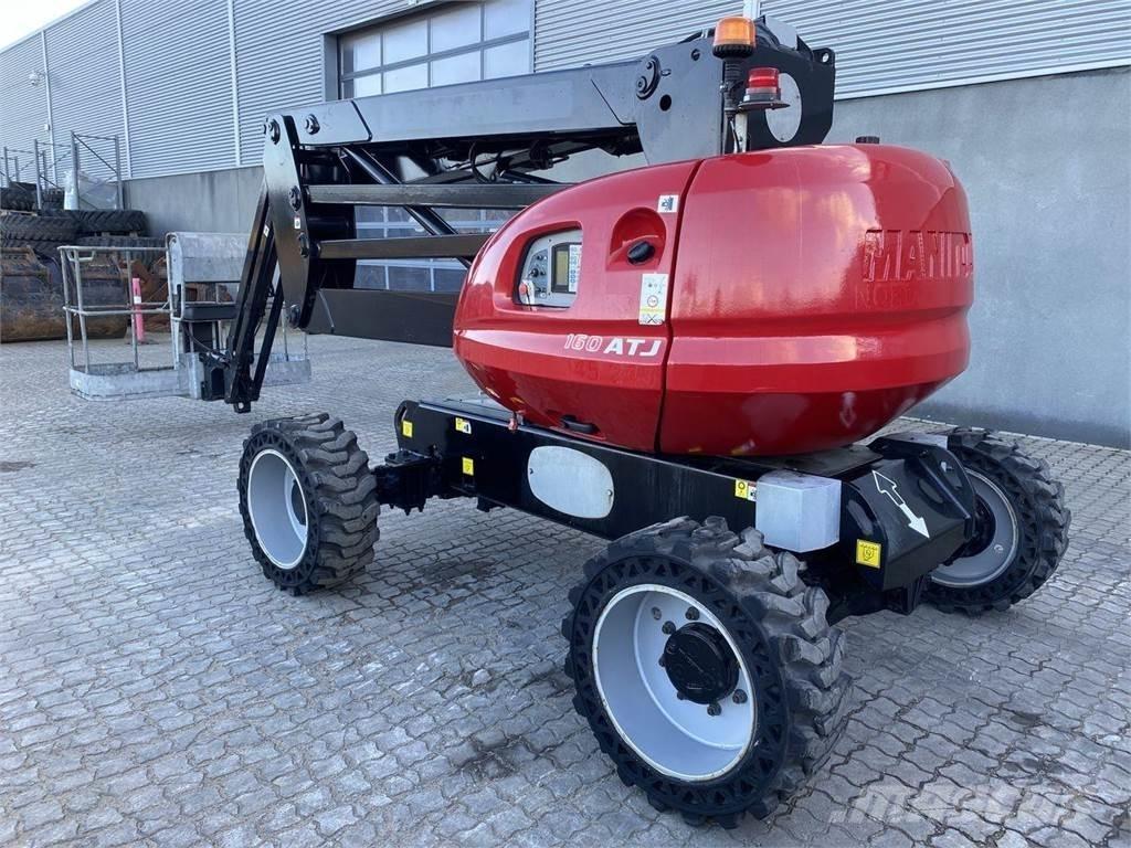 Manitou 160ATJ RC Nacele cu brat articulat