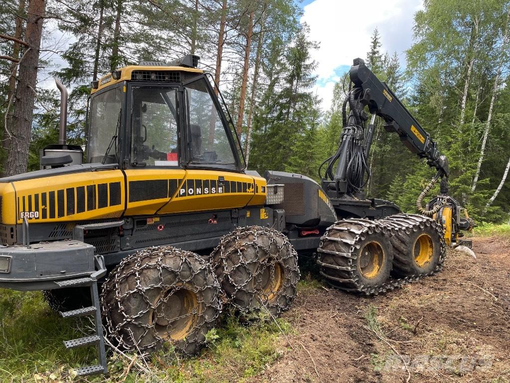 Ponsse Ergo 8W Combine forestiere