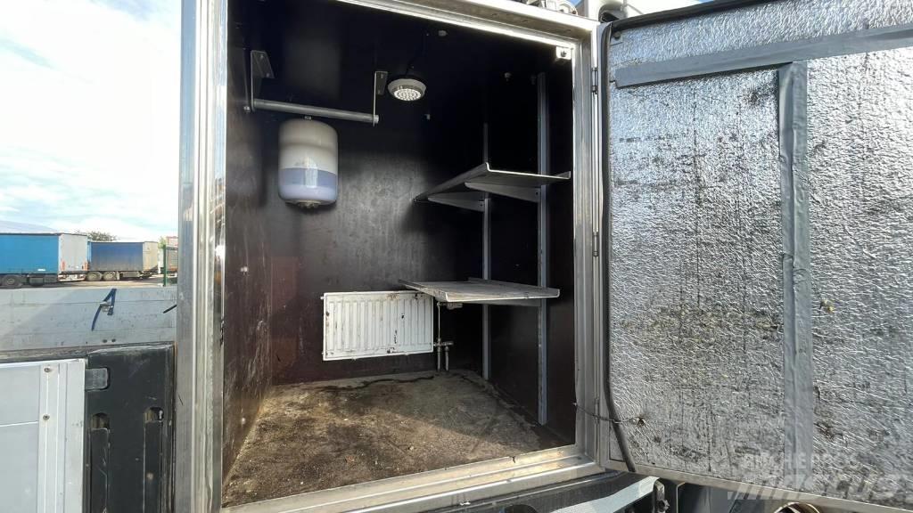 Volvo FL 10 Transportatoare vehicule