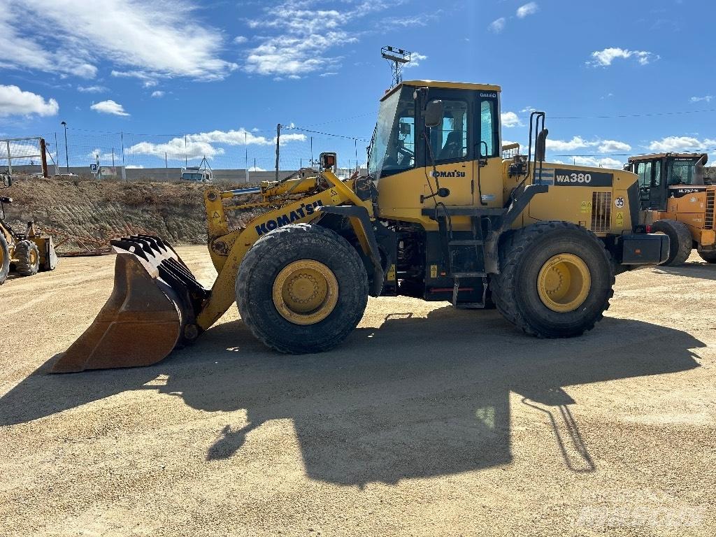 Komatsu WA 380-5 Incarcator pe pneuri