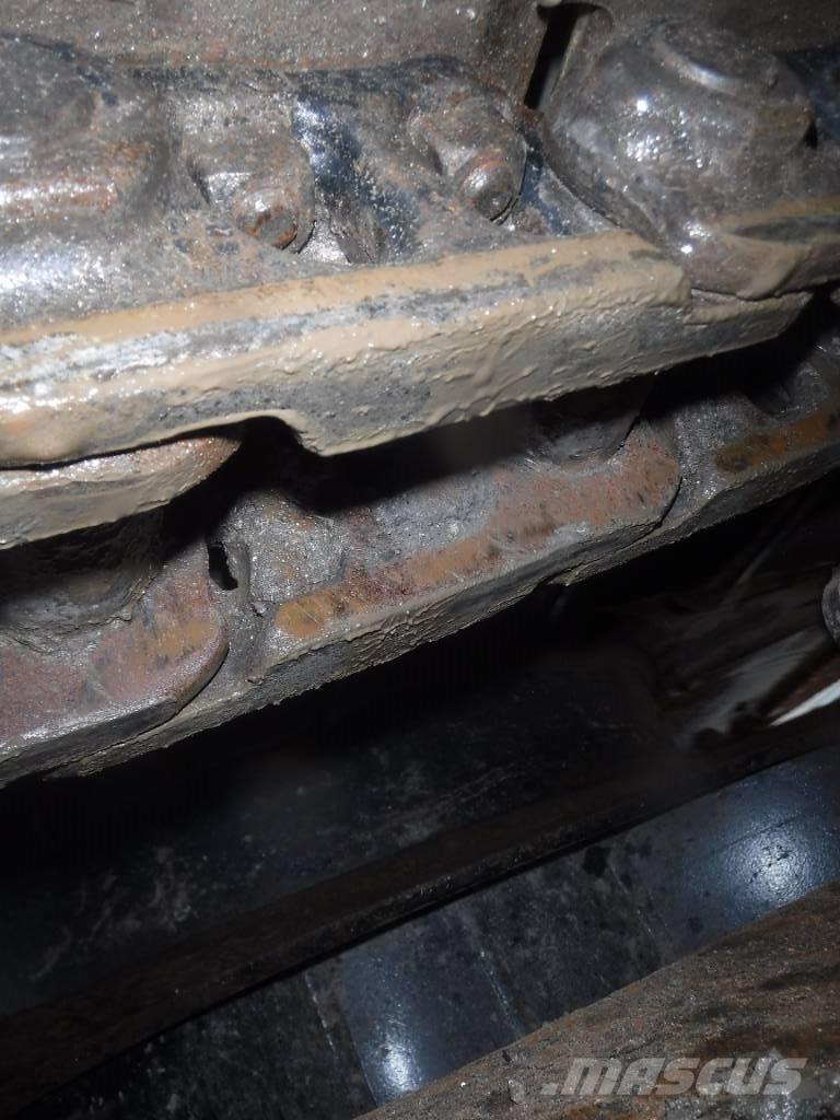 Hitachi ZX 135 US-6 Excavatoare pe șenile
